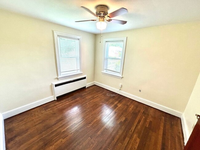 Building Photo - 2812 Groveland Ave