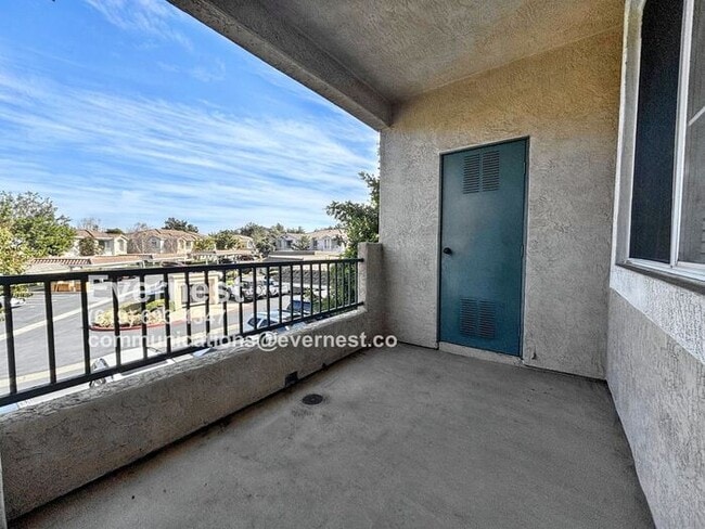Building Photo - Charming 2-Bedroom Condo in Peaceful Sabre...