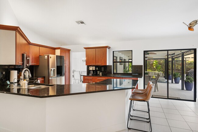 Building Photo - 1335 Caribbean Way