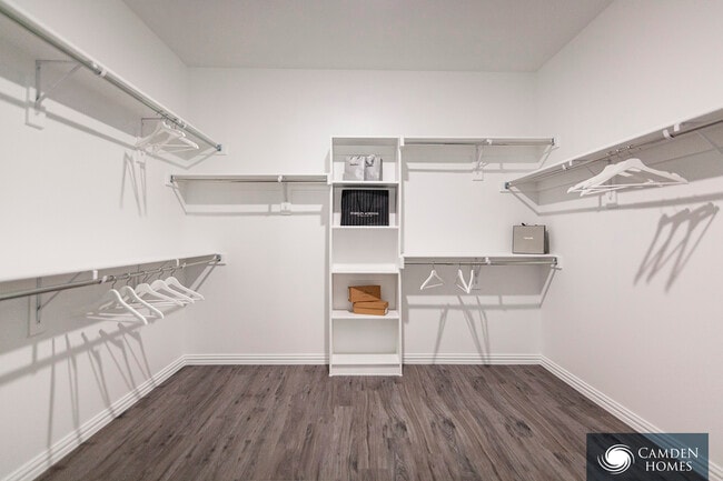 Building Photo - 139 Colgate Ave