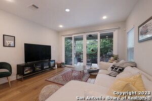 Building Photo - 227 Claremont Ave