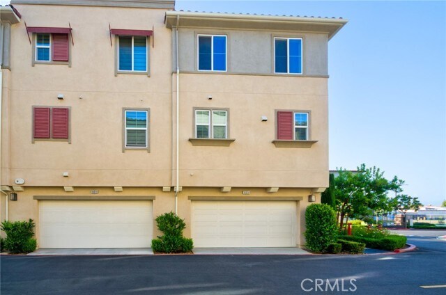 Building Photo - 1601 St Simon Cir