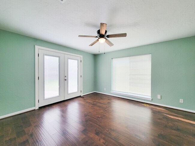 Building Photo - Home has been remodeled/updated. New hand-...