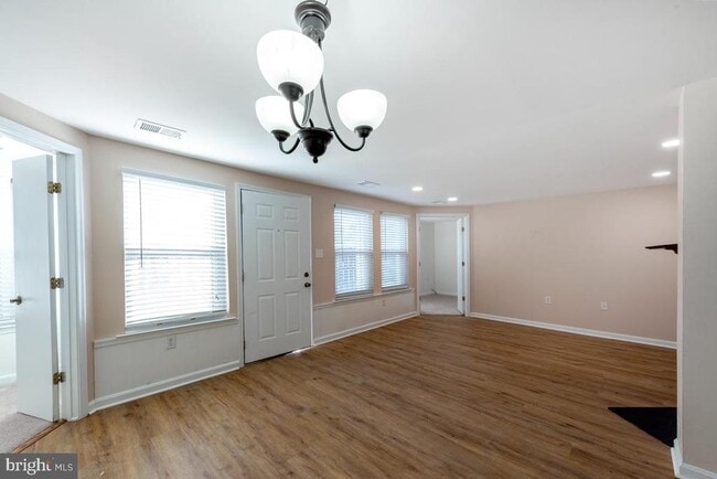 Building Photo - 4356 Pembrook Village Dr