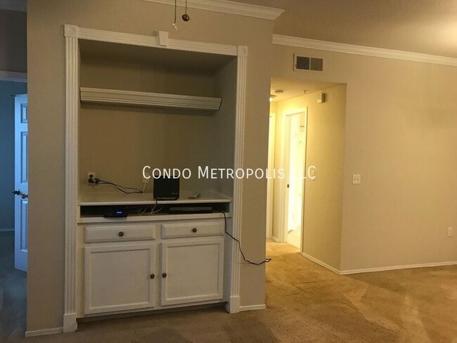 Building Photo - 2624 Robert Trent Jones Dr