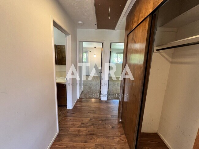 Building Photo - 270 2020 N