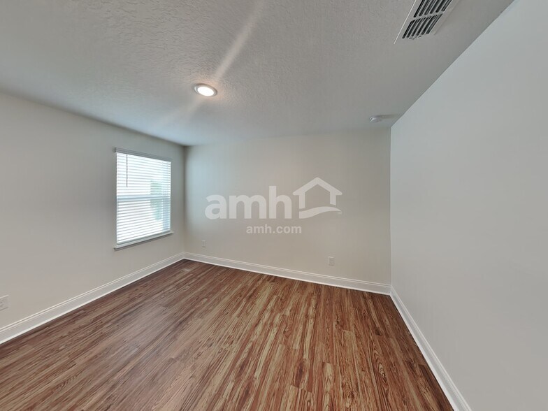 Building Photo - 6062 Little Blf Cir