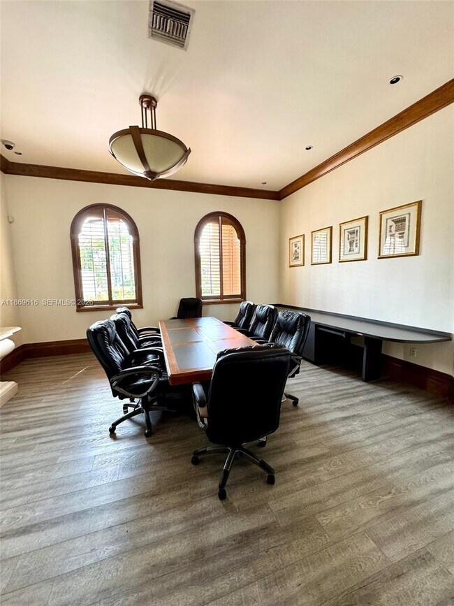 Building Photo - 4402 SW 160th Ave