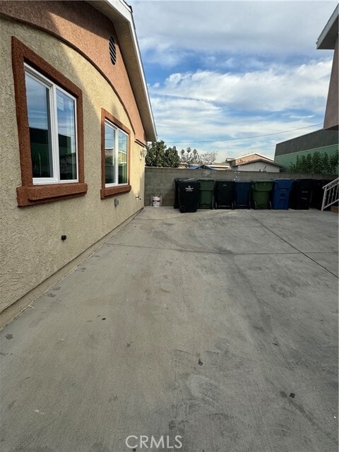 Building Photo - 3536 W 108th St