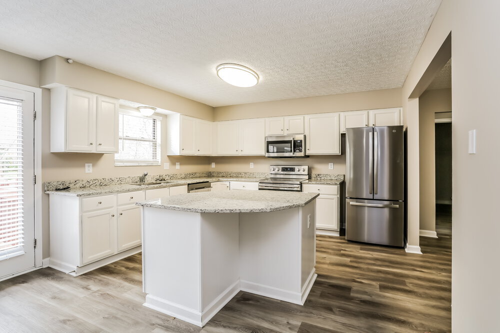 Building Photo - 5815 Castleknock Rd