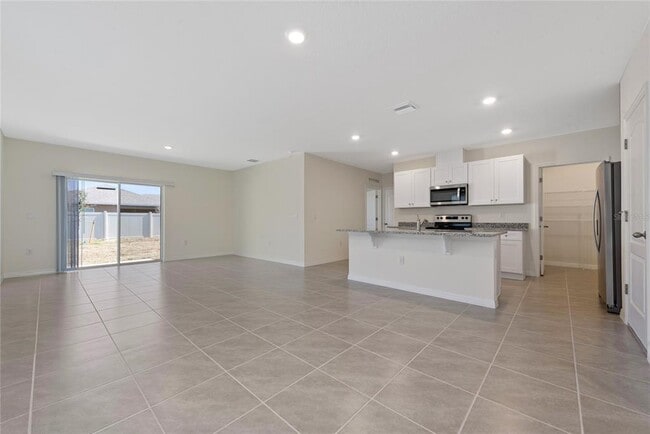 Building Photo - 2071 Tay Wes Dr