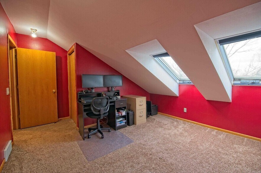 Building Photo - 133 Ponwood Cir