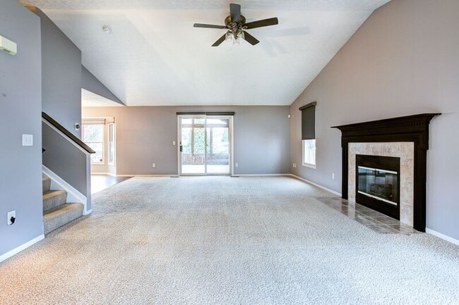 Building Photo - 8573 Olenbrook Dr