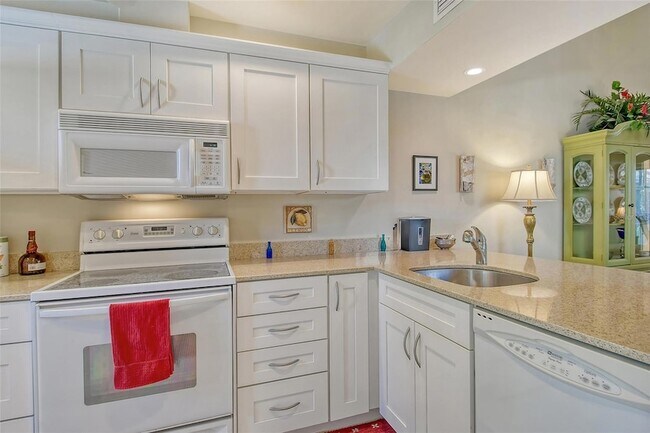 Building Photo - 1720 Glenhouse Dr