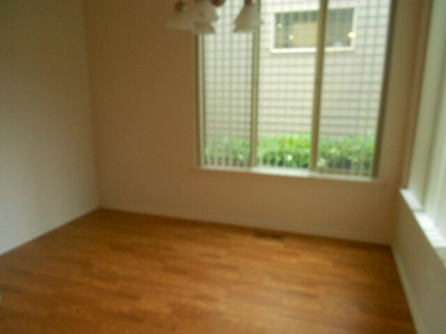 Building Photo - 15827 SW Century Dr