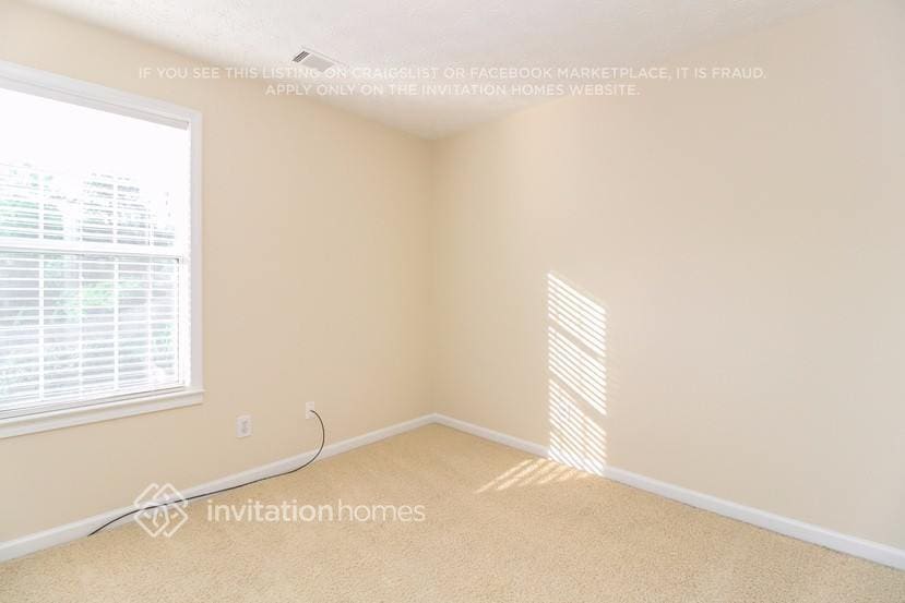 Building Photo - 4246 Tenneyson Ln