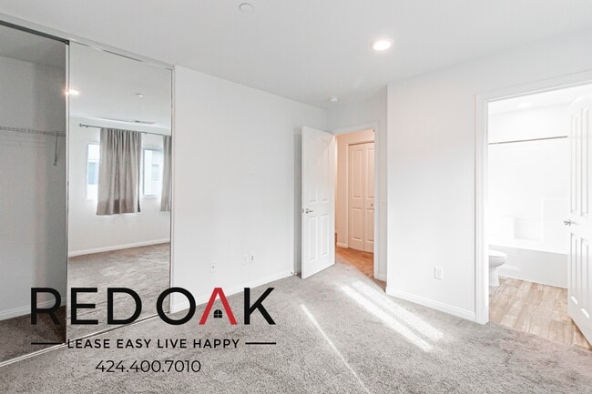 Building Photo - 14430 Strawberry Ln