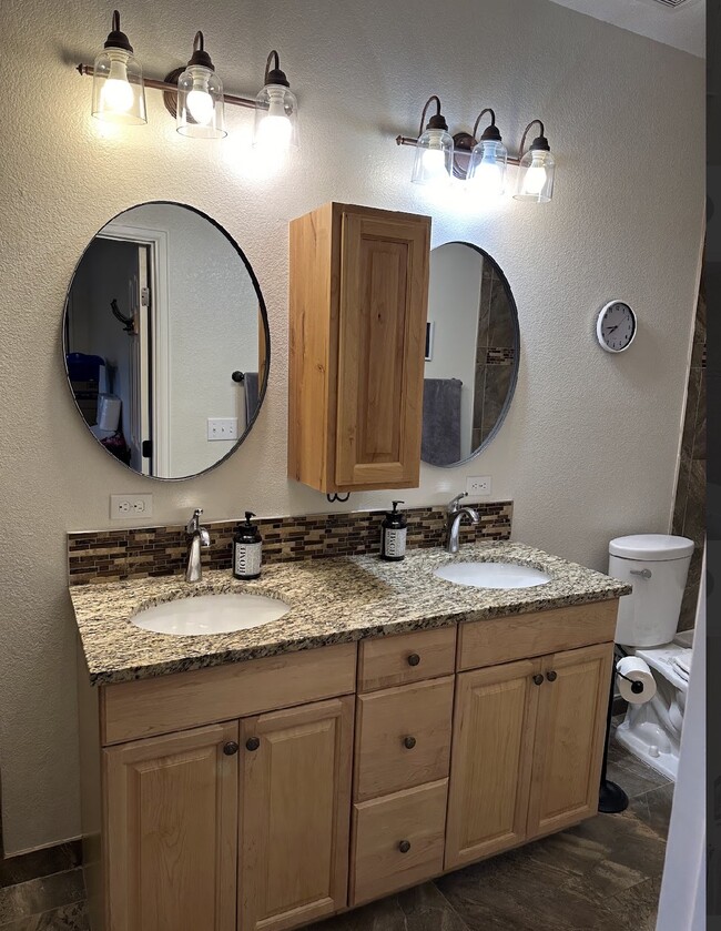 Building Photo - 8554 W 48th Pl