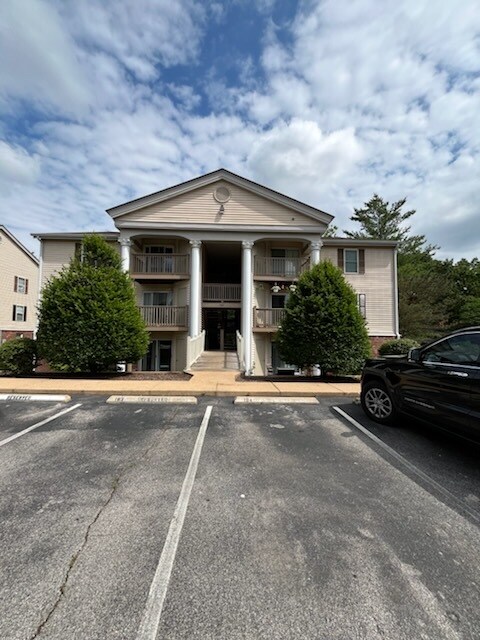 Building Photo - 757 Ridgeside Dr
