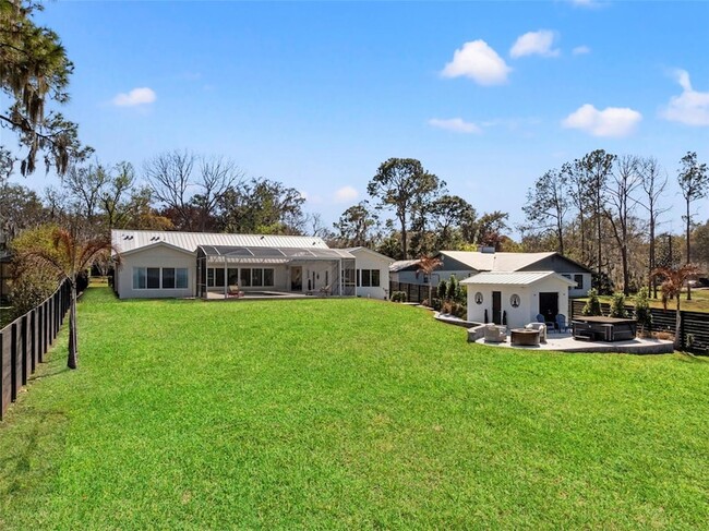 Building Photo - 1021 Temple Grove Pl