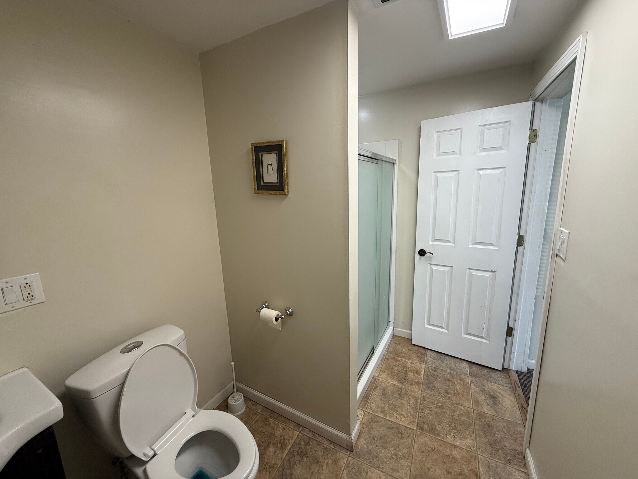 1st FL Bathroom - 45 Saint Mary St
