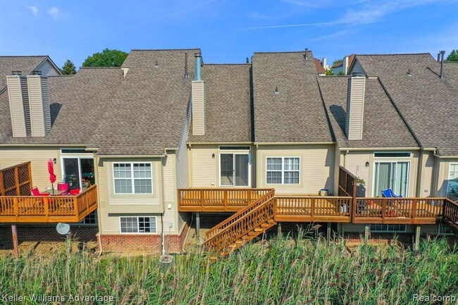 Building Photo - 31173 Livingston Dr