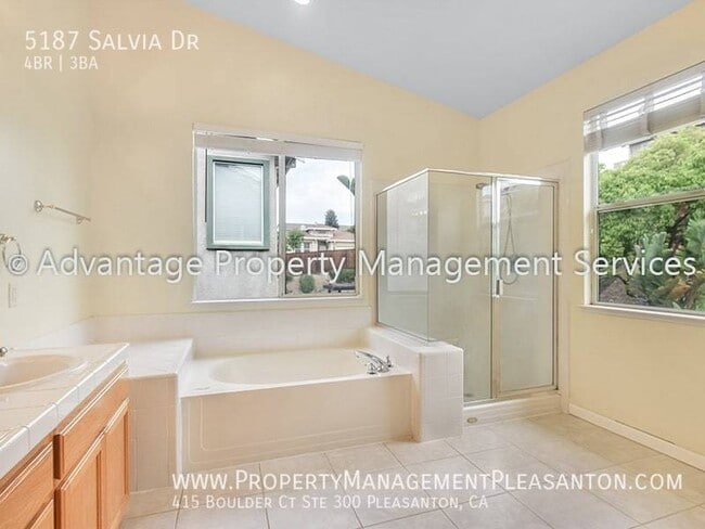 Building Photo - 5187 Salvia Dr
