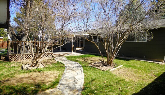 Building Photo - 9594 W Telfair Dr