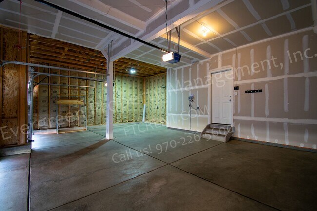 Building Photo - 6807 Grainery Rd