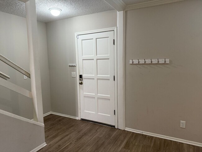 Building Photo - 4812 Windrush Ln