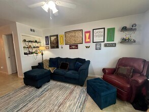 Building Photo - 7221 Beechnut St