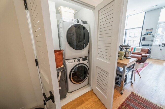 Building Photo - 520 Palisade Ave