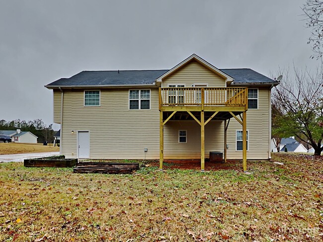 Building Photo - 581 Meadow Spring Dr