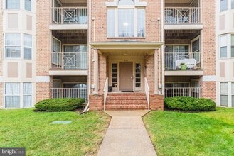 Building Photo - 201 Windmille Pointe Ct