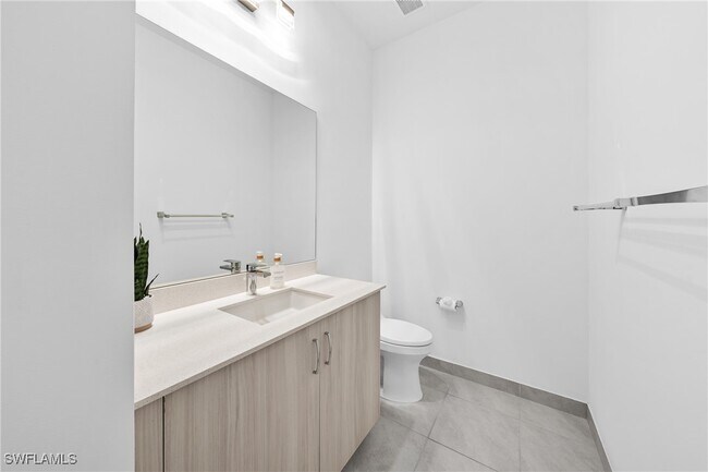 Building Photo - 4947 Brigata Wy