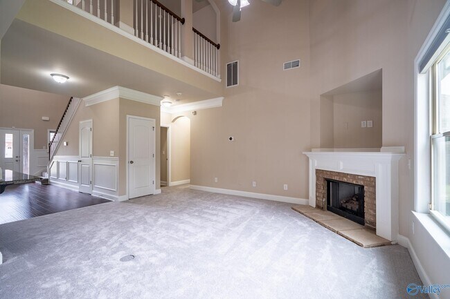 Building Photo - 110 Wolf Creek Trail SW