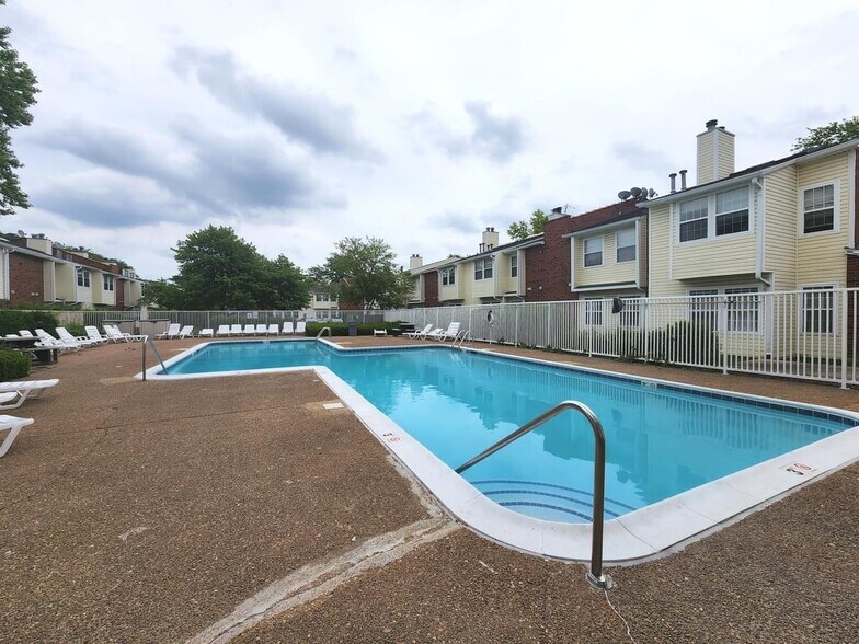 Building Photo - 1362 E Wyndham Cir
