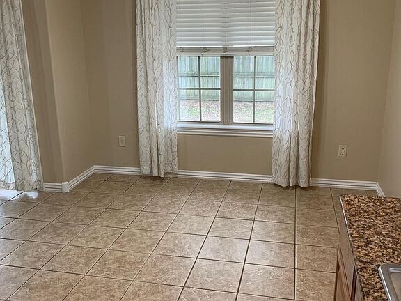 Building Photo - 3921 W Tanyard Dr