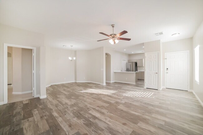 Building Photo - 10240 W Chipman Rd