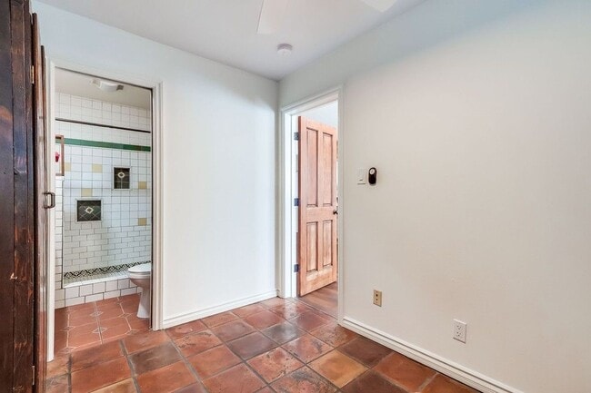 Building Photo - 4445 Marine