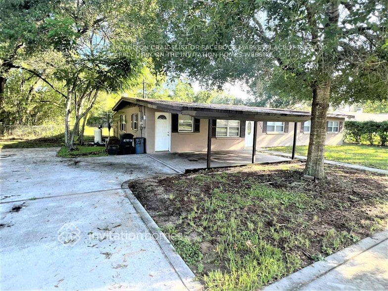 Building Photo - 2260 Charlotte Dr