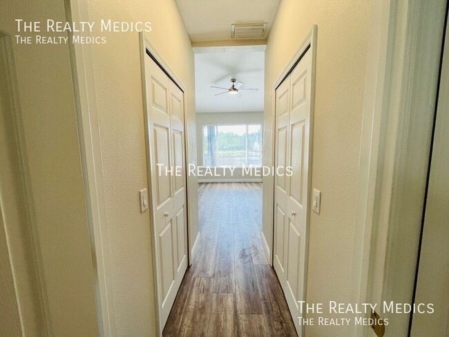 Building Photo - 1356 Periwinkle Blue Way
