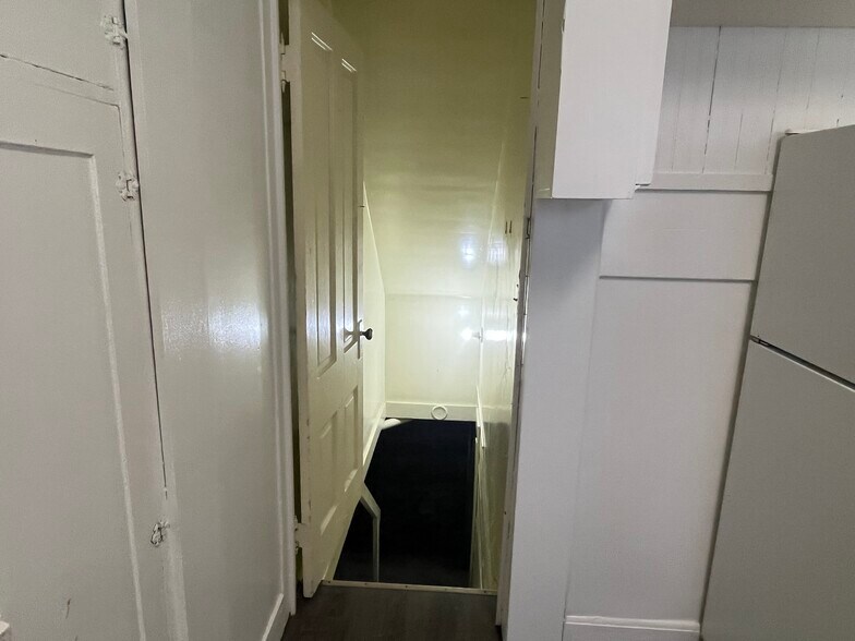 Basement access thru the kitchen - 816 N Sheridan St