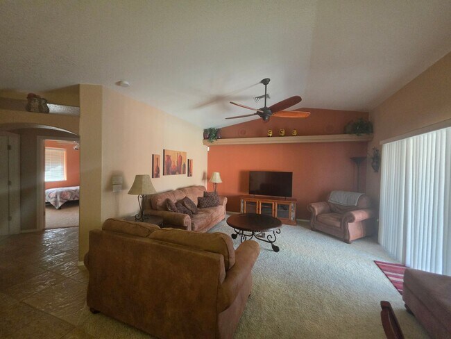 Building Photo - 2325 Palo Verde Blvd N