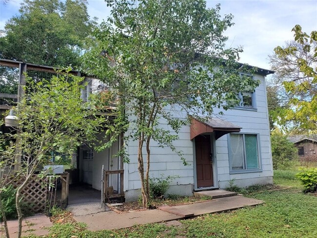 Building Photo - 918 E 37th St