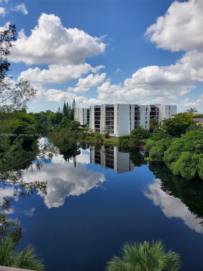 Building Photo - 14250 SW 62nd St