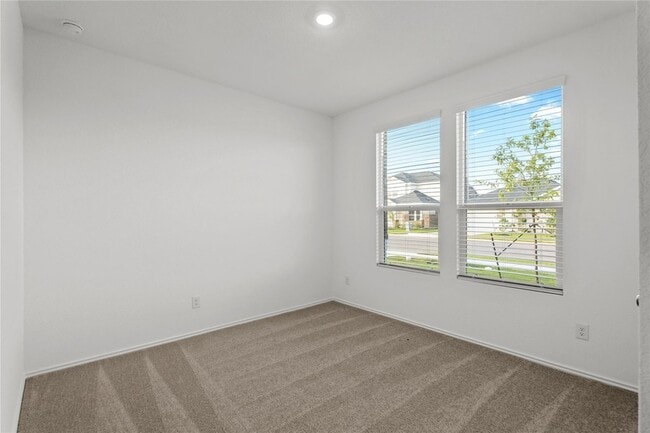 Building Photo - 172 Rodney Boat Rd