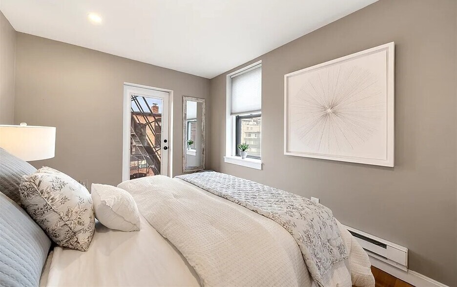 Building Photo - 9 Hancock St