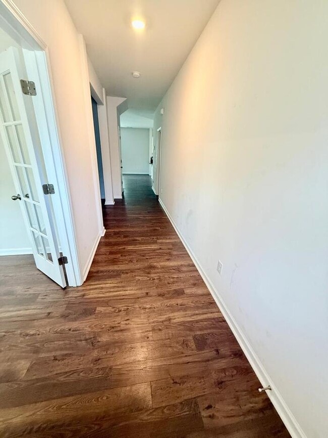 Building Photo - 13023 Newburgh Green Dr