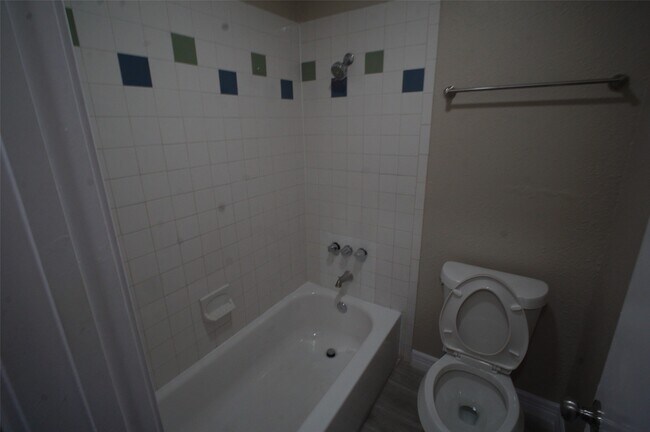 Building Photo - 8581 Sands Point Dr